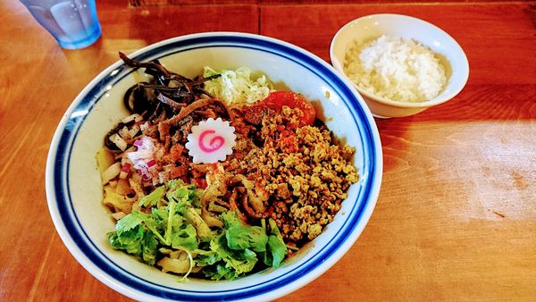 「【期間限定】スパイスハーブあえそば(大)+半ライス」@口樂の写真