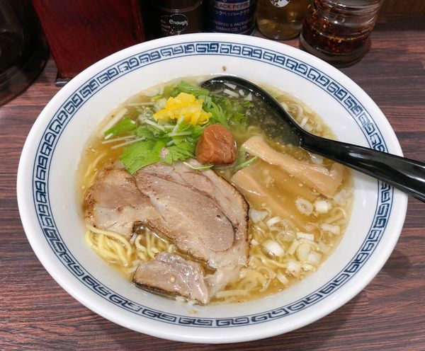 「梅塩らーめん」@中華そば 新の写真