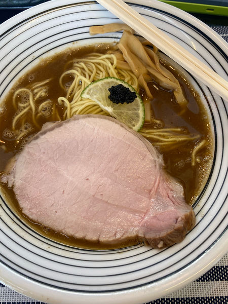 「鶏とウルメとカタクチ濃厚煮干し」@niboshi noodle 烏の写真