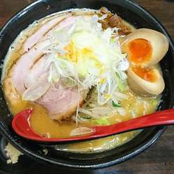 味卵辛味噌チャーシュー麺