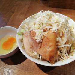 らーめん¥780　生たまご¥50
