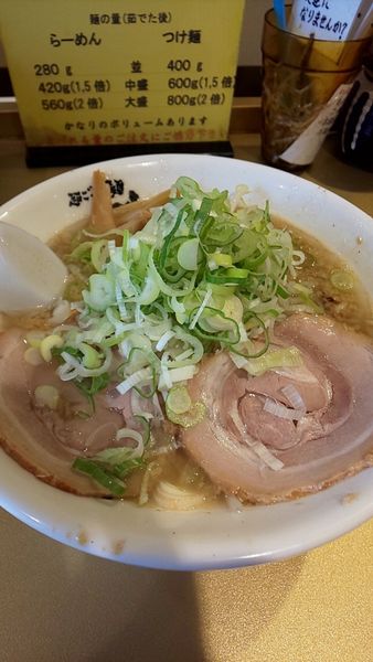 「しょうゆラーメン」@超ごってり麺 ごっつ 新小岩店の写真