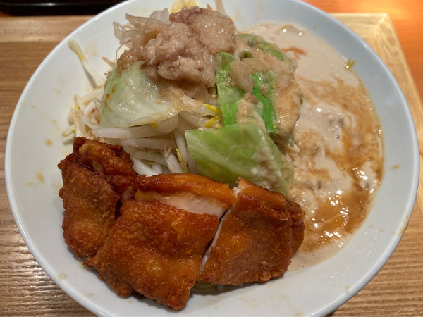 「鶏あぶら麺 中盛」@油は快楽の写真