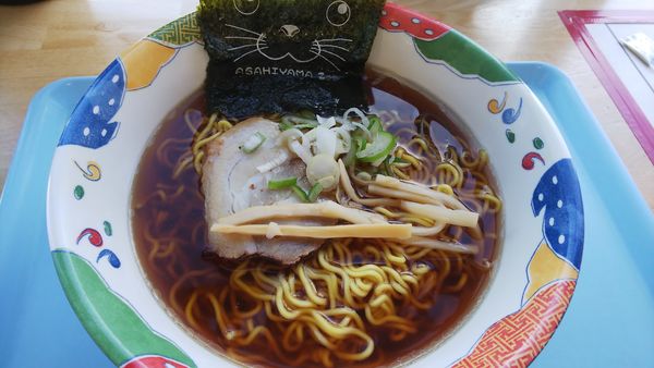 「ラーメン」@旭山動物園中央食堂の写真