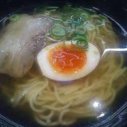 貝節塩ラーメン380円+税