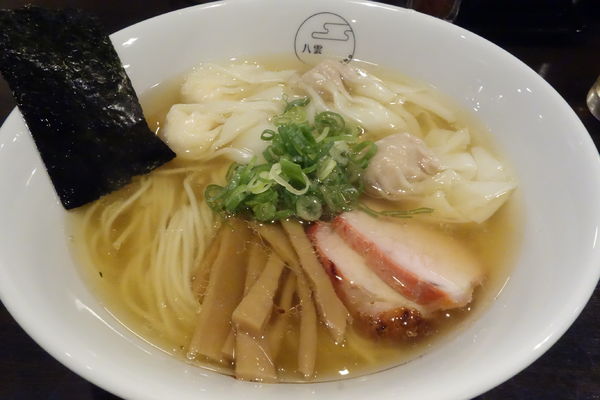 「特製ワンタン麺（ハーフ）白だし」@八雲の写真