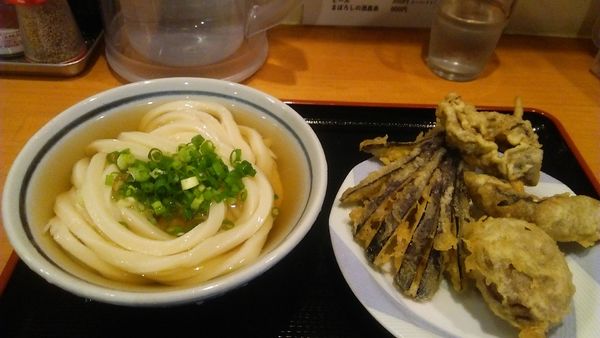 「ひやひやうどん小 400円＋長なす天 140円＋･･･」@純手打ち讃岐うどん 五郎の写真