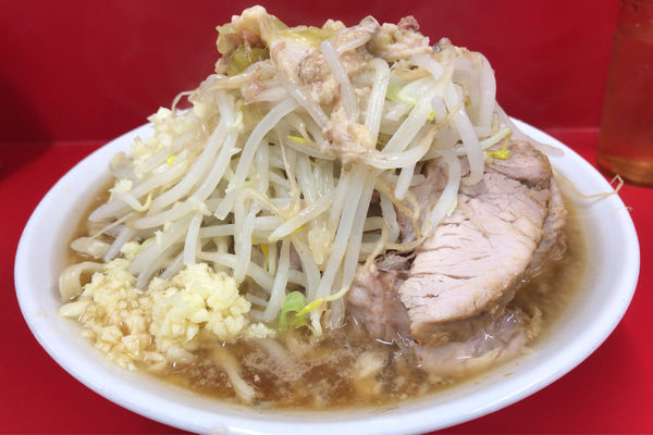 「小豚　ニンニクアブラショウガ」@ラーメン二郎 大宮公園駅前店の写真