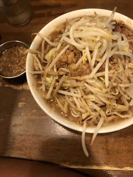 「ラーメン400g 800円」@ラーメン荘 歴史を刻め 新栄店の写真