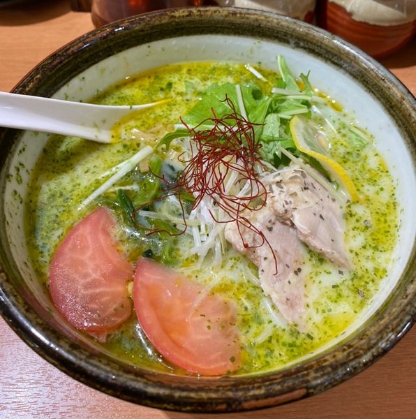 「【限定】濃厚冷やしジェノベーゼ　９８０円」@俺流塩らーめん 中目黒駅前店の写真