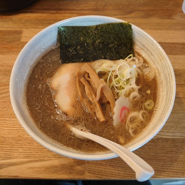 「極煮干しらーめん」@屋台 ちかみちらーめんの写真