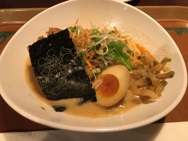「冷やし坦々麺」@Vulcania Restaurantの写真