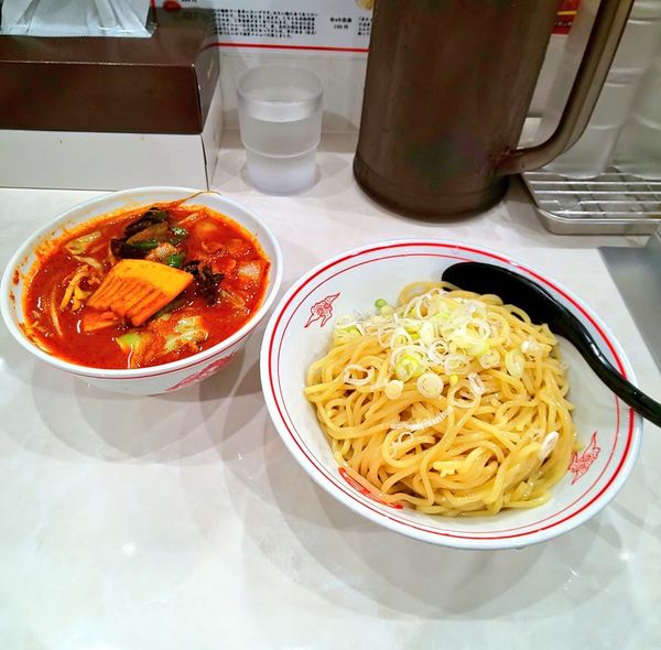 「冷し味噌やさい 麺大盛 辛さ３倍 1070円」@蒙古タンメン中本 高崎店の写真