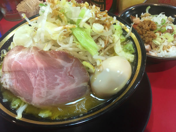 「野菜ラーメン＋半賄い飯」@家系ラーメン とらきち家の写真