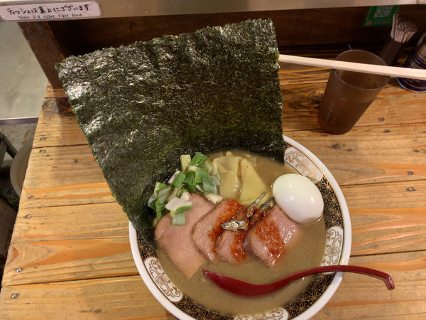 「特製ラーメン1300円」@すごい煮干ラーメン凪 新宿ゴールデン街店 本館の写真