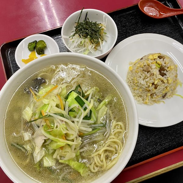 「タンメン+ミニチャーハン」@手打らーめん 珍來かのやの写真