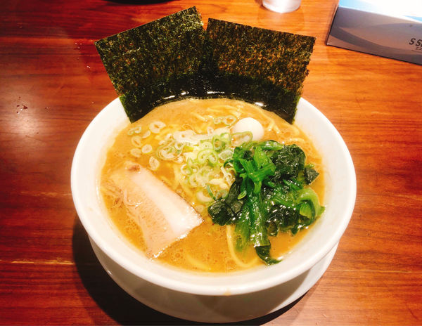 「醤油ラーメン」@もんたなの写真