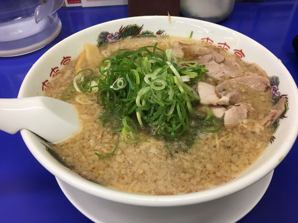 「ラーメン大盛背脂多め」@来来亭 福山蔵王店の写真