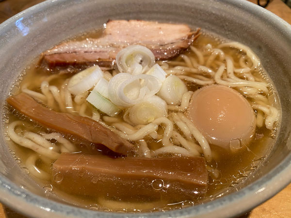 「Macro 焼豚1 煮玉子」@人類みな麺類 東京本店の写真