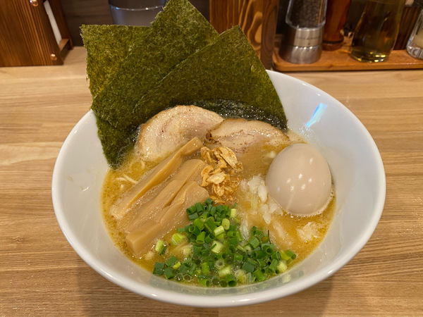 「特製鶏白湯そば」@麺屋 琥珀の写真