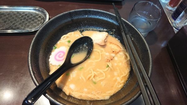 「濃厚ラーメン」@中華そば 輝羅の写真