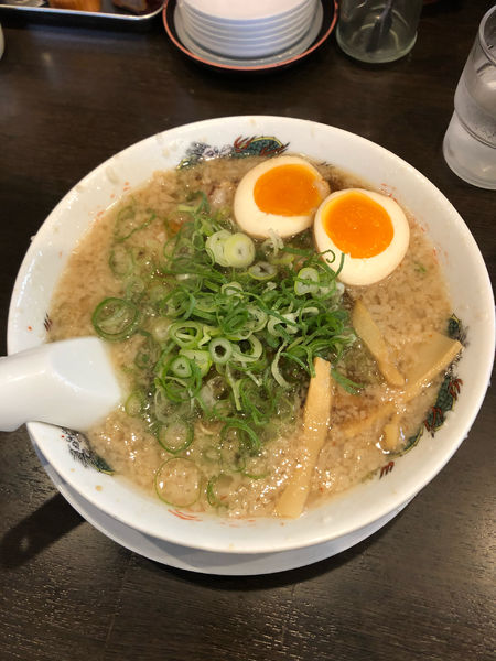 「味玉ラーメン　810円」@来来亭 豊川店の写真