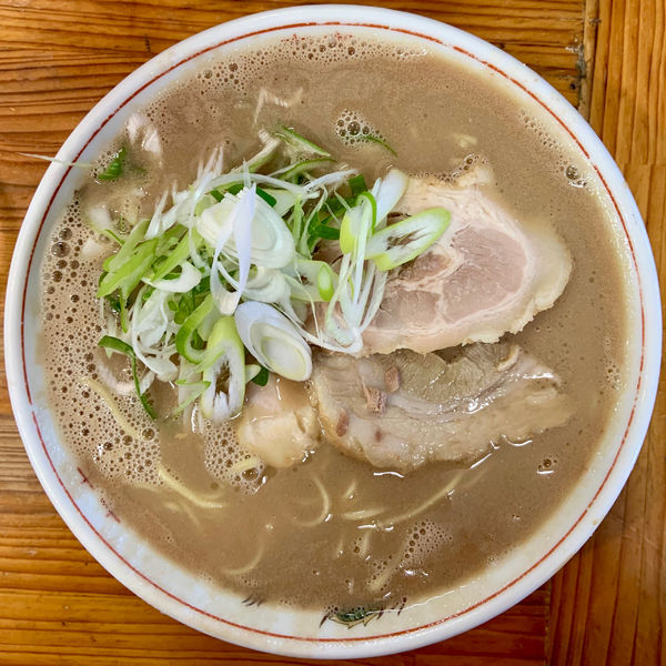 「ラーメン (680円)」@博多ラーメン 恵比須の写真