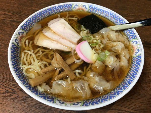 「ワンタンメン　800円」@福家 そばやの写真