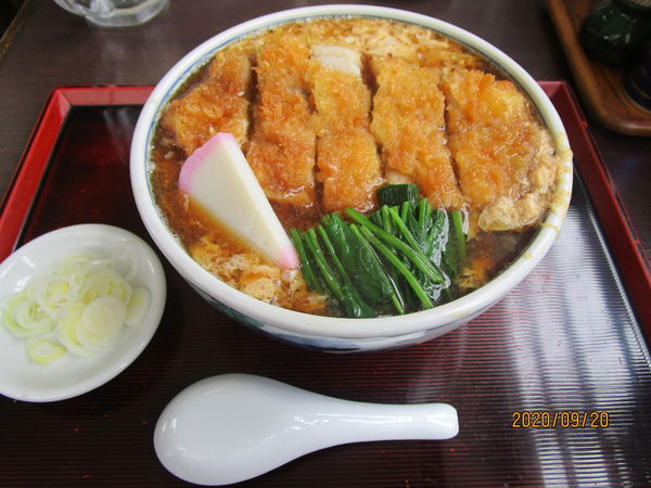 「カツとじ蕎麦 1000円」@そば清の写真