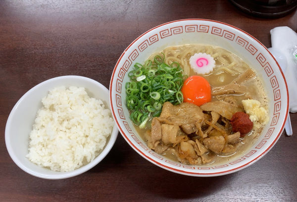 「辛肉玉そば 肉増し」@元祖 肉玉そば越智の写真