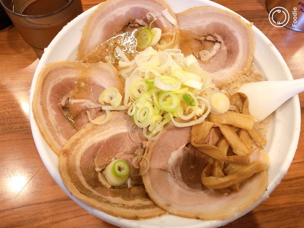「チャーシュー醤油ラーメン」@こってりらーめん なりたけ 池袋店の写真