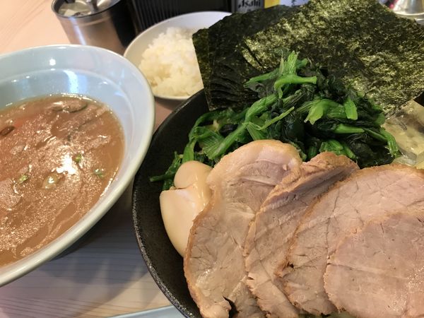 「限定極み 大 氷締め 1,100円 ライス 無料」@家系 武の極みの写真