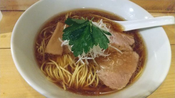 「鶏そば800円」@麺や ほころびの写真