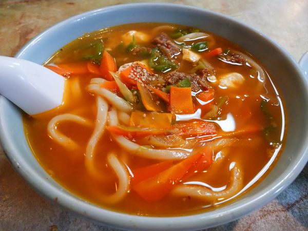 「カルビうどん（600円）」@泰香園の写真