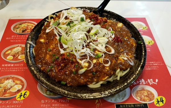 「黒鬼～鬼の目にも麻婆900円＋麻婆130円」@蒙古タンメン 中本 大宮店の写真