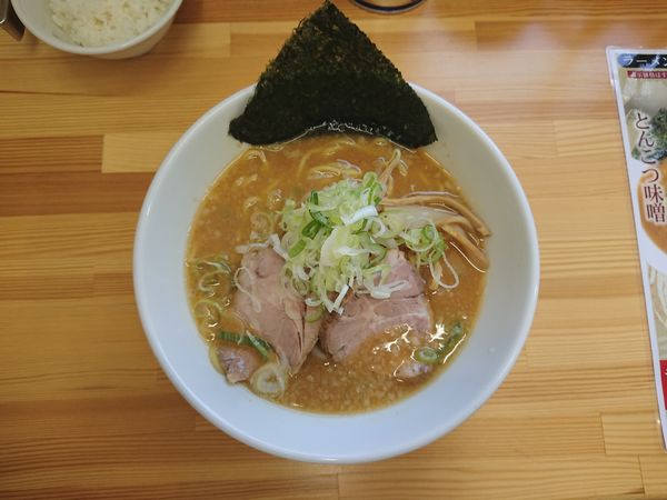 「とんこつ味噌 780円」@ラーメン山の写真