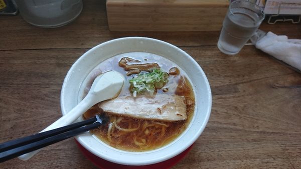 「醤油ラーメン」@麺家 ゐをりの写真