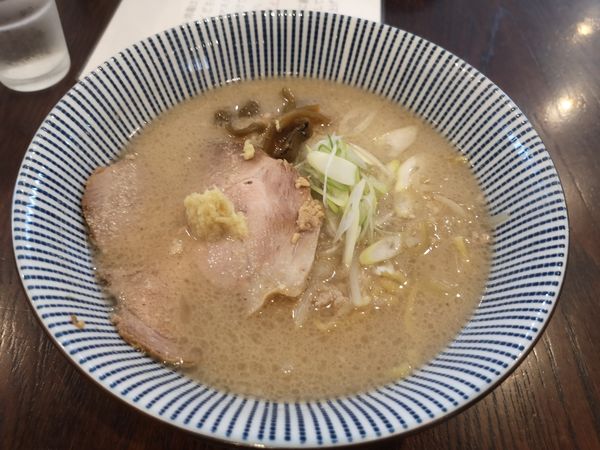 「味噌ラーメン800円」@灼味噌らーめん 八堂八の写真