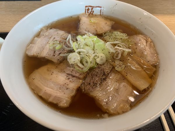 「ラーメン(サービス小ライス)」@喜多方ラーメン坂内 品川シーズンテラス店の写真