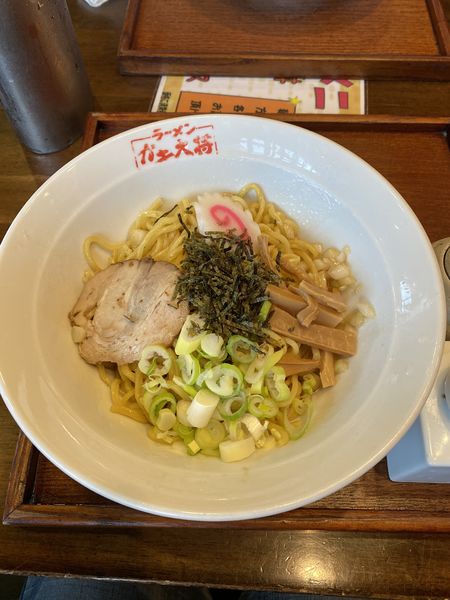 「油麺」@ガキ大将ラーメン匠 富士吉田店の写真
