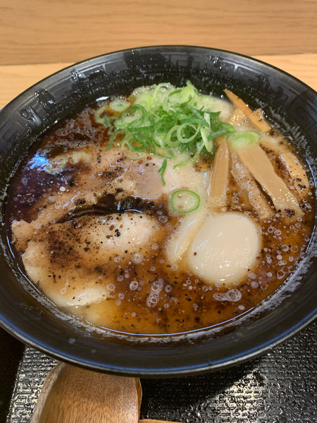 「黒てんがら(味玉)」@てんがららーめん 福島店の写真