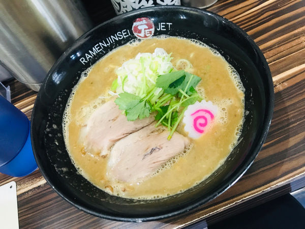 「鶏煮込みそば」@ラーメン人生 JET 福島本店の写真