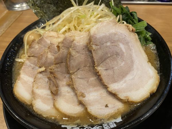 「ネギチャーシュー麺」@町田商店 本店の写真