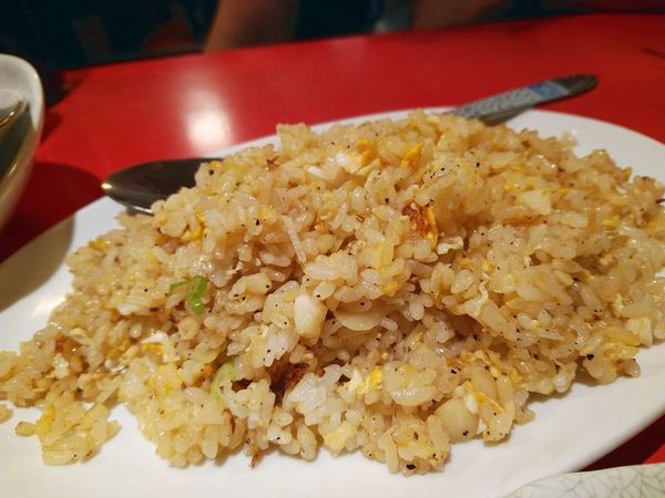 「にんにくチャーハン」@牛串煮込み さんちゃんの写真