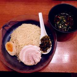 島原ラー油つけ麺 大盛（2玉 税別 673円）