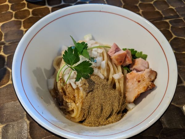 「【限定】冷し煮干しまぜそば」@特級鶏蕎麦 龍介の写真