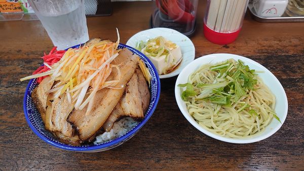 「【限定】大盛り炙りチャーシュー丼セット 950円」@麺屋こうきの写真