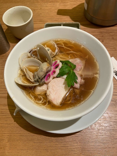 「蛤と牡蠣soba醤油」@銀座 篝 札幌店の写真