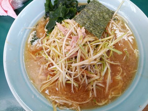 「みそネギラーメン（中盛）＋ネギ」@ラーメンショップ 花輪店の写真