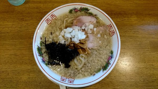 「中華そば_850円」@背脂煮干中華そば 我武者羅 初台店の写真